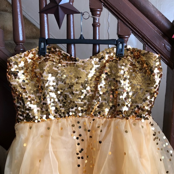Semi dress - Picture 2 of 5